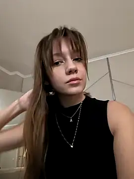 AliceBrayan online show from May 2026 05:10:02 PM