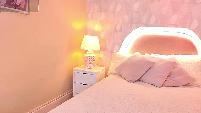 april rousse online show from September 2025 12:15:02 PM