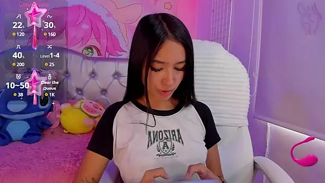 sophie ws online show from December 2024 08:54:01 PM