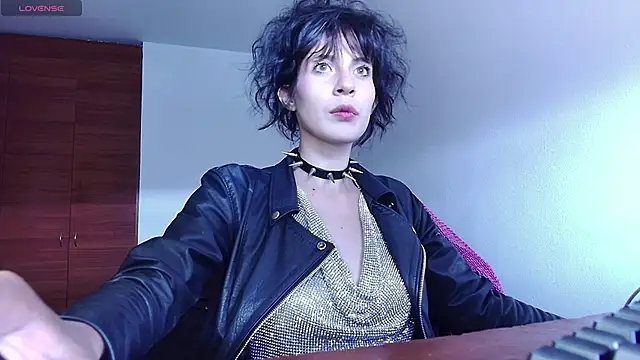 bellatrix25 online show from February 2025 09:25:02 PM