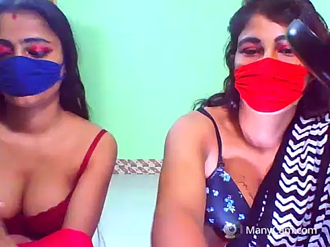 Snapshot of desi_diva chatting on November 2025 06:34:02 PM desi diva online show from November 2025 06:34:02 PM