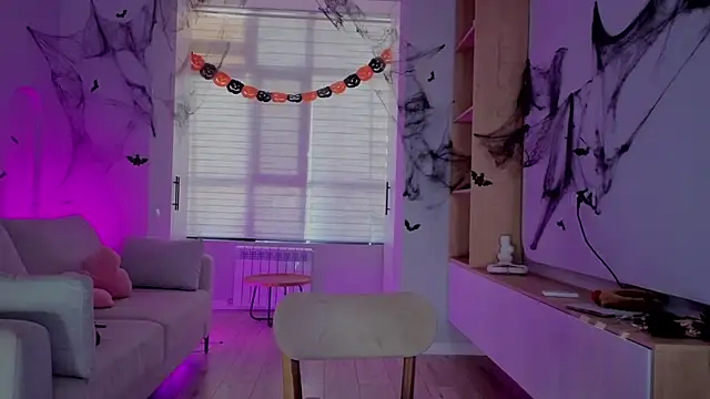 Snapshot of RileyMee chatting on October 2025 03:07:02 AM RileyMee online show from October 2025 03:07:02 AM