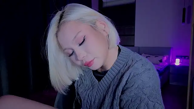 Snapshot of RileyMee chatting on November 2025 01:22:02 AM RileyMee online show from November 2025 01:22:02 AM