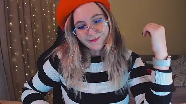 Diana Flower online show from December 2024 02:21:01 PM