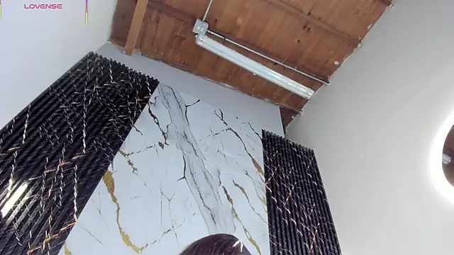 ebony hot1 online show from February 2026 01:40:01 PM