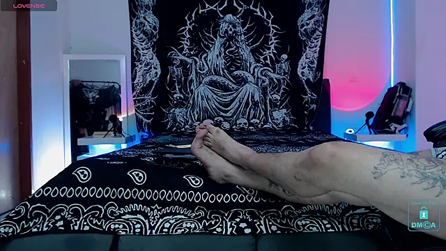 Snapshot of master_wester chatting on January 2025 01:41:01 PM master wester online show from January 2025 01:41:01 PM