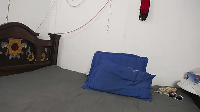 DominaLeona online show from March 2025 11:42:02 PM