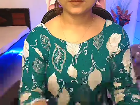 Snapshot of WildRuhi20 chatting on June 2026 04:55:01 AM WildRuhi20 online show from June 2026 04:55:01 AM