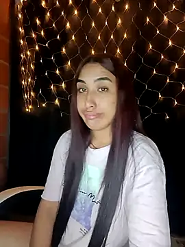 ifeelverywet andhot online show from November 2025 05:51:02 AM