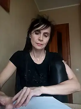 Francenia lolis online show from November 2025 08:05:01 AM