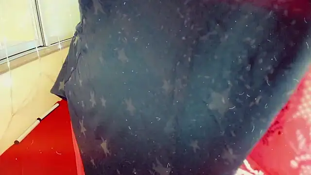 Snapshot of KlaraHoll chatting on January 2026 12:27:01 AM KlaraHoll online show from January 2026 12:27:01 AM