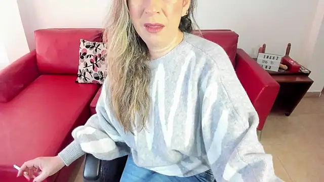 Snapshot of CHANNEL_GOLD chatting on January 2025 04:39:01 PM CHANNEL GOLD online show from January 2025 04:39:01 PM