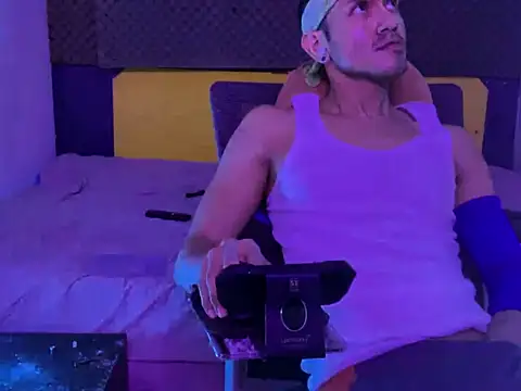 thesummerboy online show from November 2025 08:35:01 AM