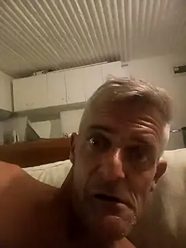 NICJOHNS online show from February 2025 10:32:01 PM