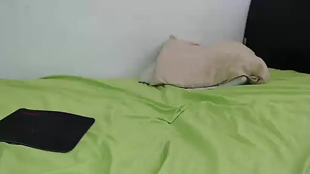 lolitabauer2 online show from January 2026 08:07:01 PM