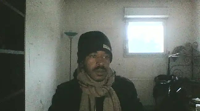 Snapshot of POPAYE972 chatting on January 2025 03:40:02 PM POPAYE972 online show from January 2025 03:40:02 PM