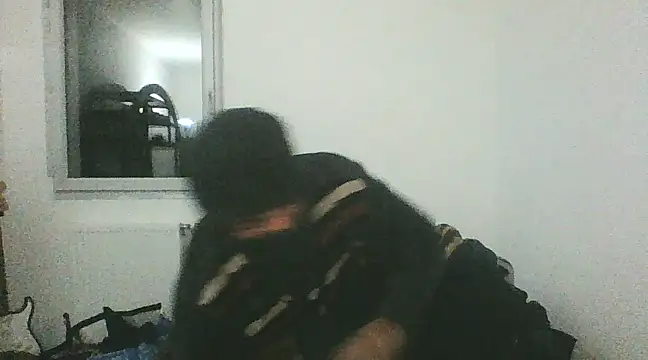 Snapshot of POPAYE972 chatting on January 2025 01:43:01 AM POPAYE972 online show from January 2025 01:43:01 AM