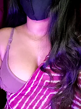 SexyAndHottie online show from February 2025 02:47:02 AM