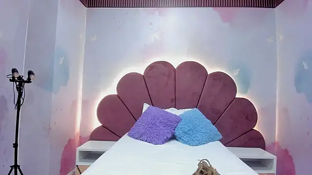 Carohorny4u online show from November 2025 11:44:01 AM