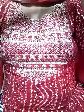 Snapshot of Cute_Sona17 chatting on January 2025 06:01:02 AM Cute Sona17 online show from January 2025 06:01:02 AM