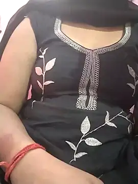 Snapshot of Cute_Sona17 chatting on December 2025 05:01:01 AM Cute Sona17 online show from December 2025 05:01:01 AM