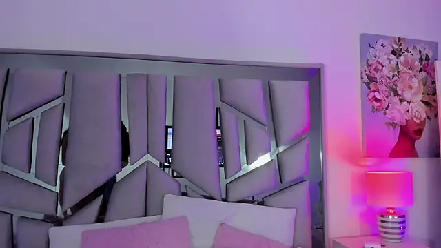 paulette dupont online show from February 2025 03:12:01 AM