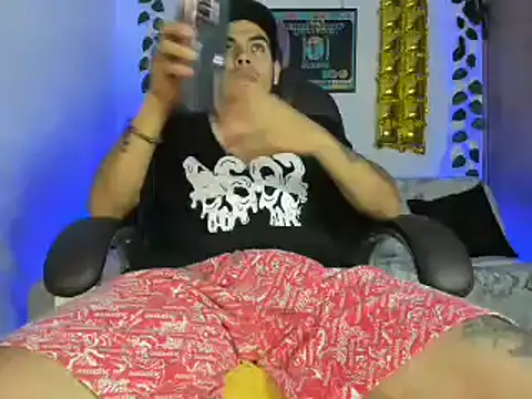 Snapshot of mikee_scooth chatting on January 2025 07:49:01 PM mikee scooth online show from January 2025 07:49:01 PM