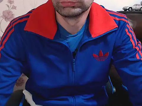 Leo 1617 online show from November 2025 09:03:02 PM