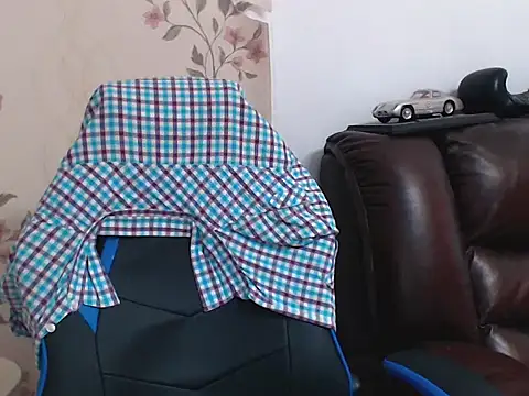 Leo 1617 online show from April 2026 12:13:01 PM