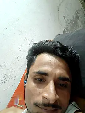 Snapshot of vkhotboy143 chatting on October 2025 07:01:02 PM vkhotboy143 online show from October 2025 07:01:02 PM