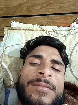 Snapshot of vkhotboy143 chatting on December 2025 05:29:02 PM vkhotboy143 online show from December 2025 05:29:02 PM