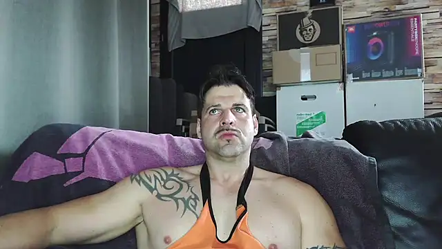 XxBigboybandxX online show from April 2026 09:07:01 AM