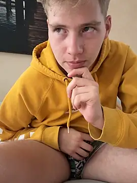 CDLukeLucy420 online show from October 2025 09:50:02 AM