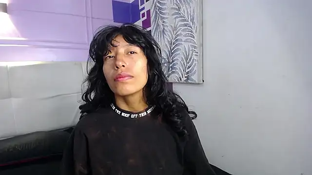 Snapshot of karolinee_66_ chatting on January 2026 04:53:02 PM karolinee 66 online show from January 2026 04:53:02 PM