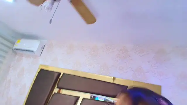 ZoehRoux online show from February 2025 07:26:01 AM