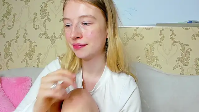 Snapshot of minidivaa_ chatting on December 2024 02:46:01 AM minidivaa online show from December 2024 02:46:01 AM