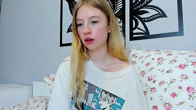 Snapshot of minidivaa_ chatting on January 2025 09:04:02 PM minidivaa online show from January 2025 09:04:02 PM