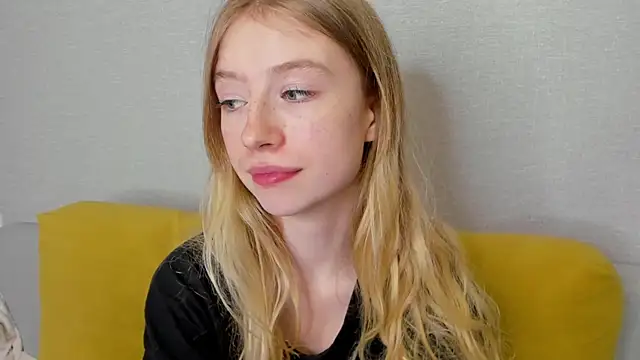 Snapshot of minidivaa_ chatting on February 2025 10:20:01 PM minidivaa online show from February 2025 10:20:01 PM