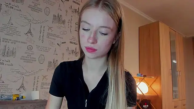 Snapshot of minidivaa_ chatting on September 2025 08:42:01 PM minidivaa online show from September 2025 08:42:01 PM