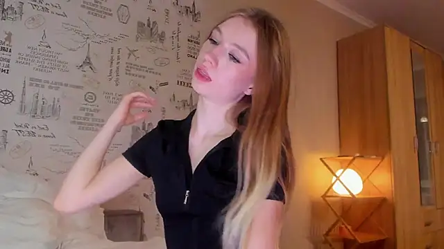 Snapshot of minidivaa_ chatting on November 2025 08:41:01 PM minidivaa online show from November 2025 08:41:01 PM