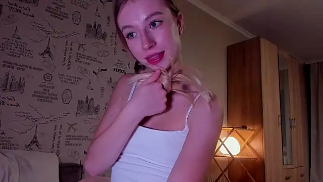 Snapshot of minidivaa_ chatting on November 2025 10:59:02 PM minidivaa online show from November 2025 10:59:02 PM