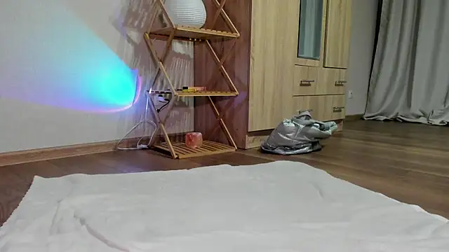 Snapshot of minidivaa_ chatting on November 2025 09:25:02 PM minidivaa online show from November 2025 09:25:02 PM