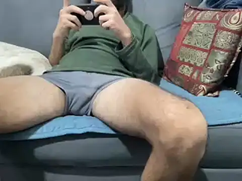 Snapshot of 4small4inchlol chatting on December 2024 06:10:01 PM 4small4inchlol online show from December 2024 06:10:01 PM