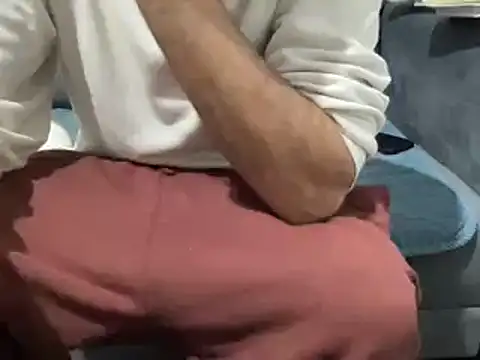 Snapshot of 4small4inchlol chatting on December 2024 06:02:02 PM 4small4inchlol online show from December 2024 06:02:02 PM