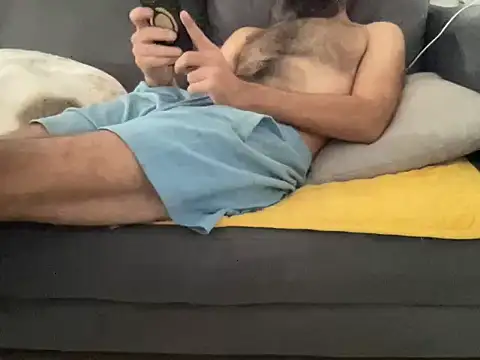 Snapshot of 4small4inchlol chatting on October 2025 12:05:01 PM 4small4inchlol online show from October 2025 12:05:01 PM