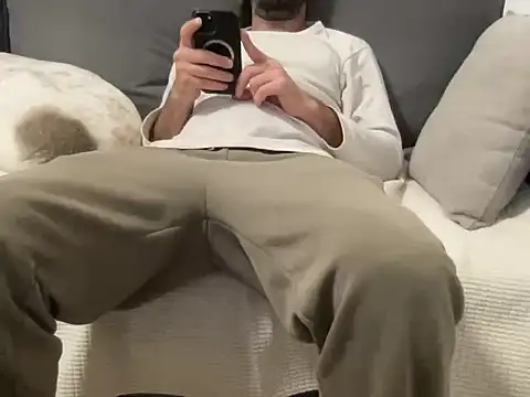 4small4inchlol online show from March 2026 12:17:02 AM