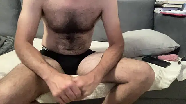 4small4inchlol online show from May 2026 09:11:02 PM