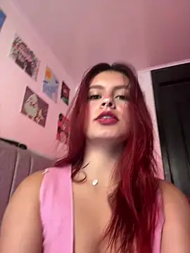 Isa smeraldy online show from July 2026 08:04:01 PM