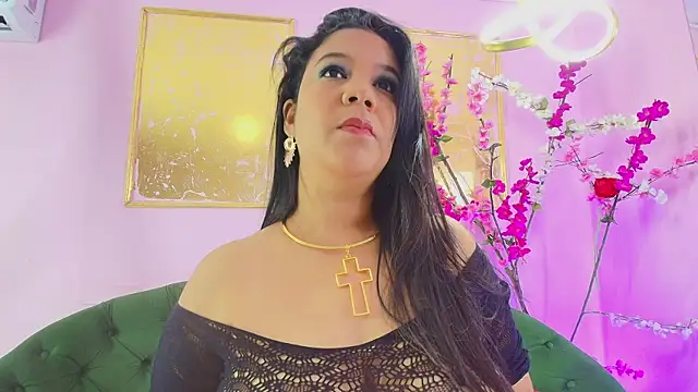 almendraevans online show from November 2025 12:03:01 PM