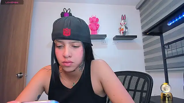 Gangster Girl online show from February 2026 03:10:02 AM